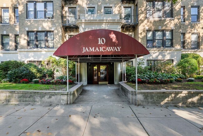 Building Photo - 10 Jamaicaway-