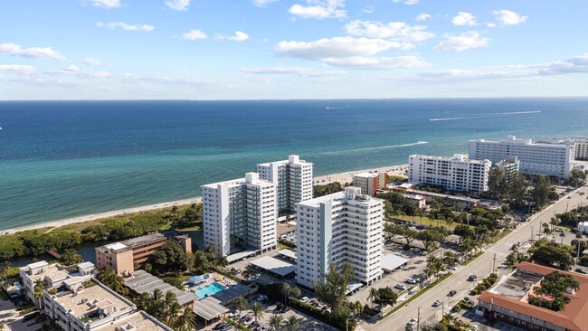 Building Photo - 1630 N Ocean Blvd