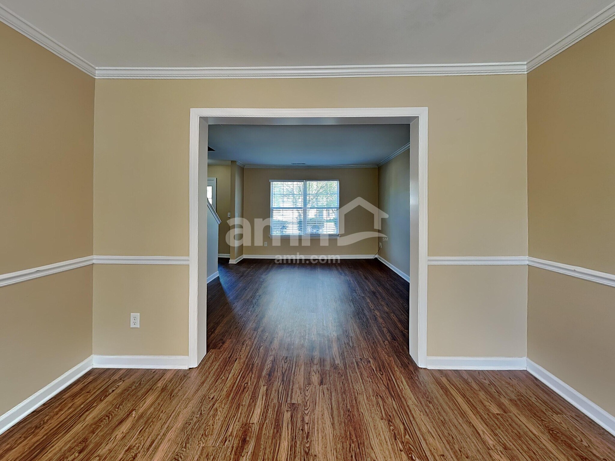 Building Photo - 2119 Ponty Pool Dr