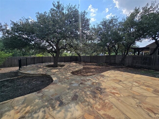Building Photo - 1613 Rimstone Dr