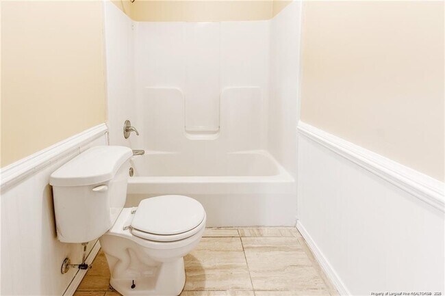 Building Photo - 8528 English Saddle Dr