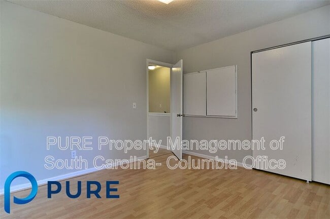 Building Photo - 144 Springwoods Lake Point