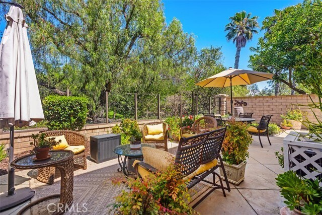 Building Photo - 1 Calle Viveza