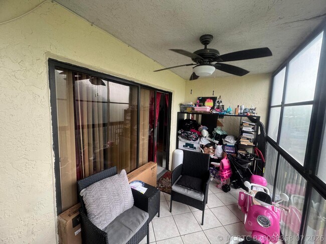 Building Photo - 6575 W Oakland Park Blvd