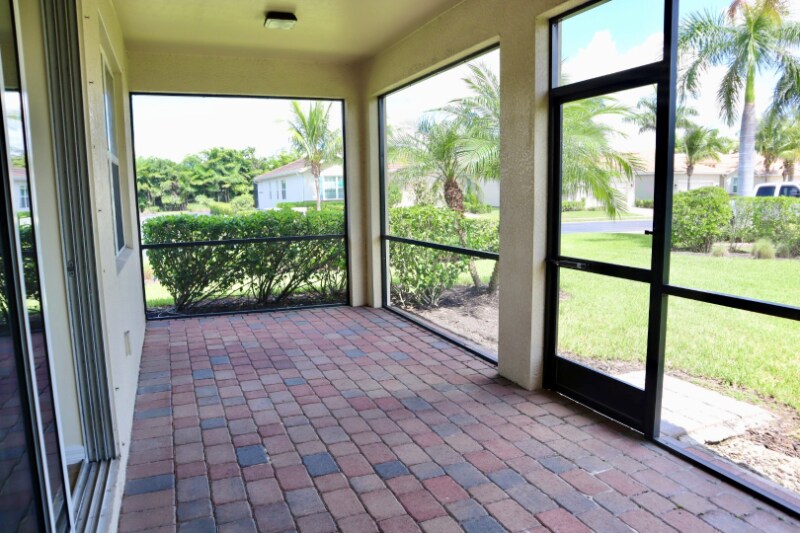 Building Photo - 15201 Torino Ln