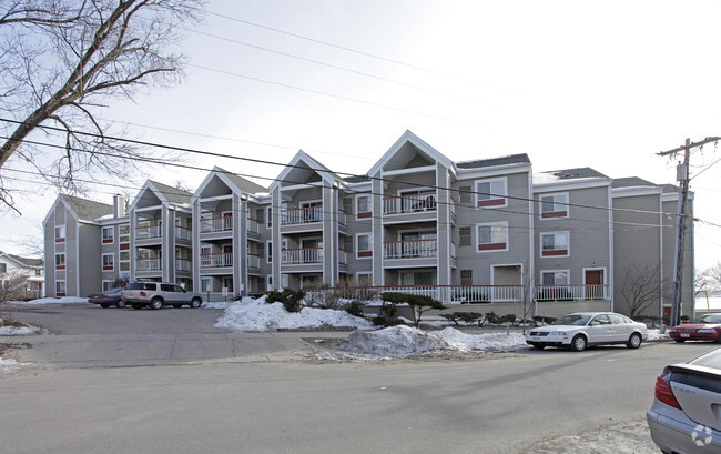 Building Photo - Hamilton Pointe