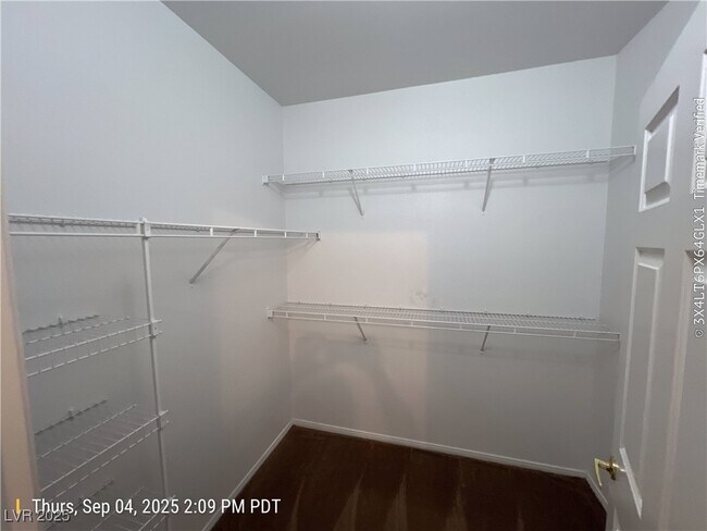 Building Photo - 2050 W Warm Springs Rd