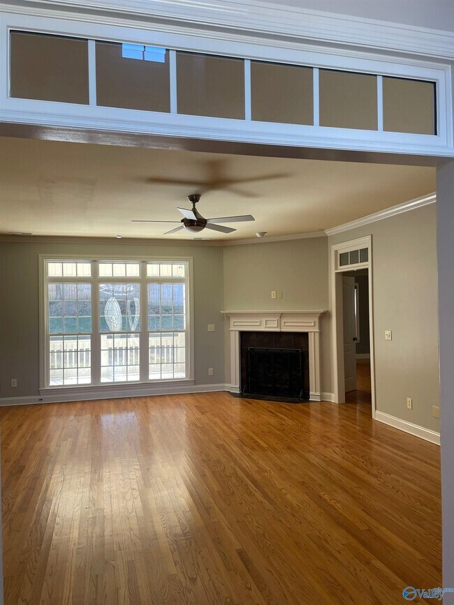 Building Photo - 202 Bishop Farm Way