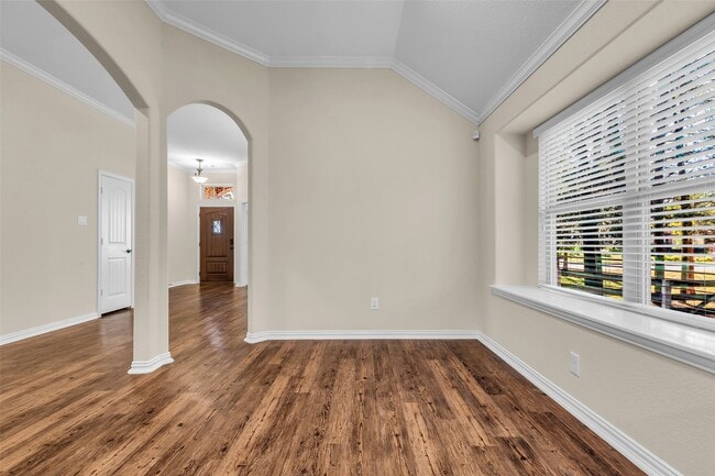 Building Photo - 9023 S Comanche Cir