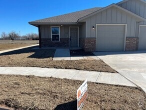 Building Photo - NEW SENIOR COMMUNITY! 55 & UP! 2 bed 2 ful...