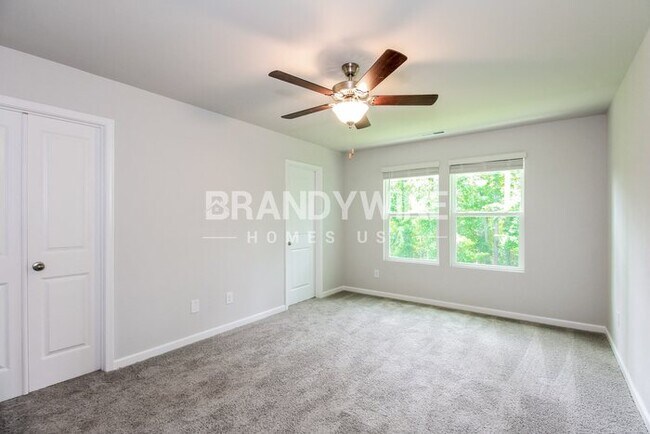 Building Photo - 844 Coosaw Pl