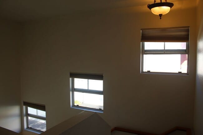 Building Photo - Gated Community~$2,595~ 2 Bed/2.5 Bath End Unit Townhome.