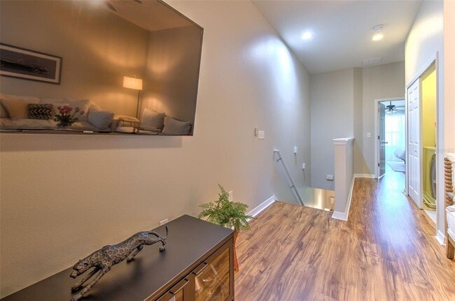 Building Photo - 11808 13th Way N