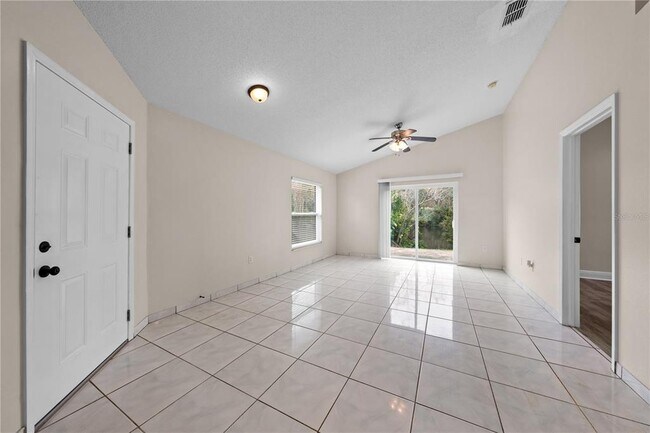 Building Photo - 2413 Sonja Ct