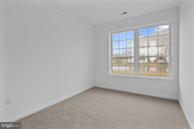 Building Photo - 11112 Cornerstone Dr