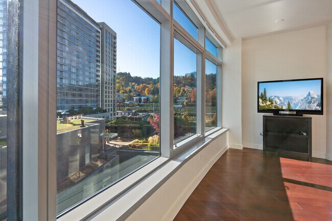 Building Photo - 3601 S River Pkwy