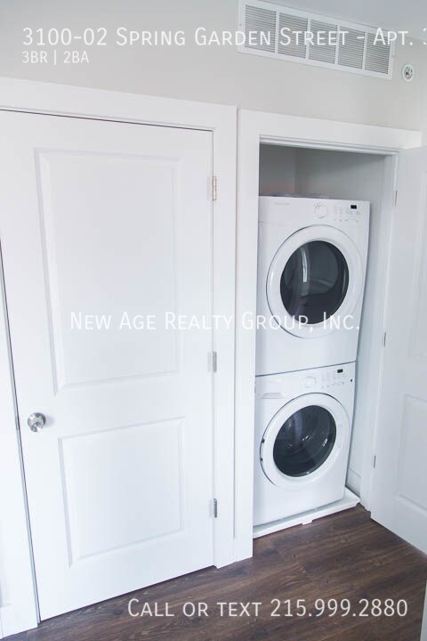 Building Photo - 3100-02 Spring Garden St