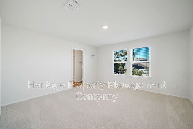 Building Photo - 13721 Crossbow Rdg