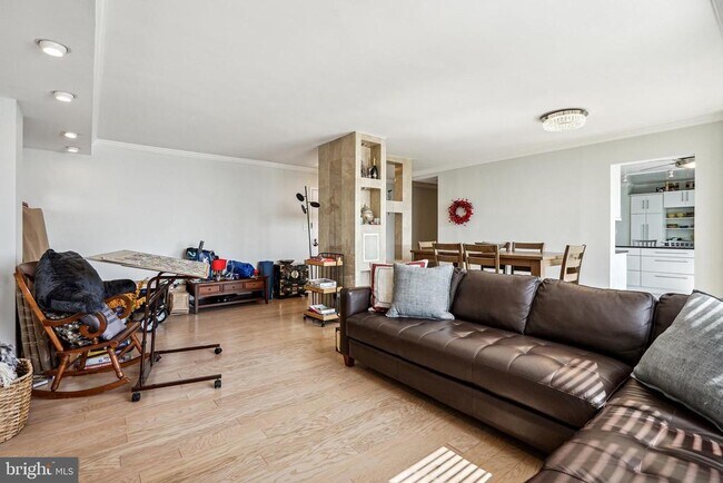 Building Photo - 501 Slaters Ln