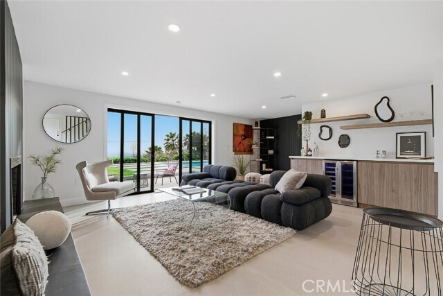 Building Photo - 1764 E Loma Alta Dr