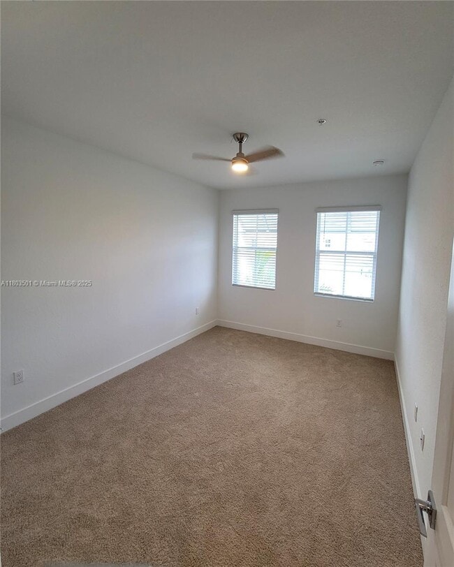 Building Photo - 263 SW 169th Ln