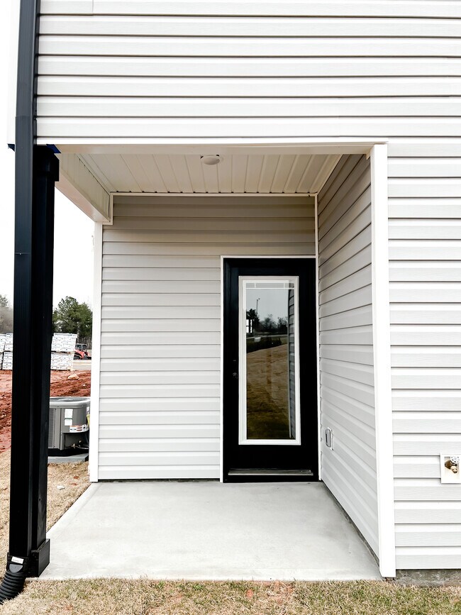 Building Photo - 464 New Prospect Church Rd