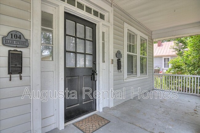 Building Photo - 106 Ellis St