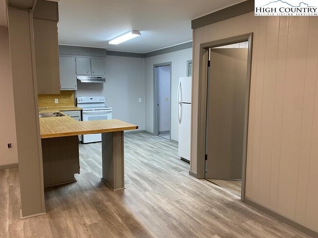 Building Photo - 9303 NC-88