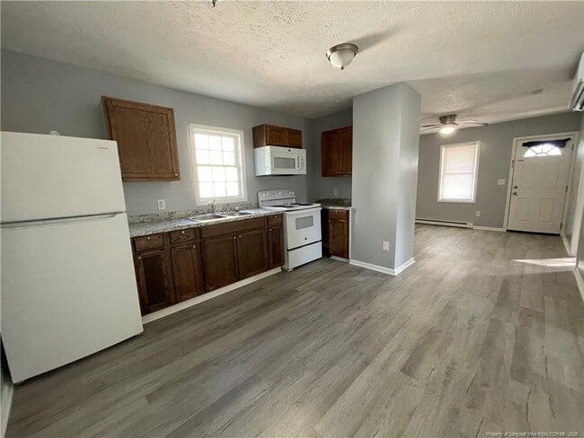 Building Photo - 1516 Pierce St