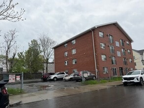Building Photo - 158-162 Water st-11