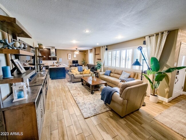 Building Photo - 2301 N 81st Pl