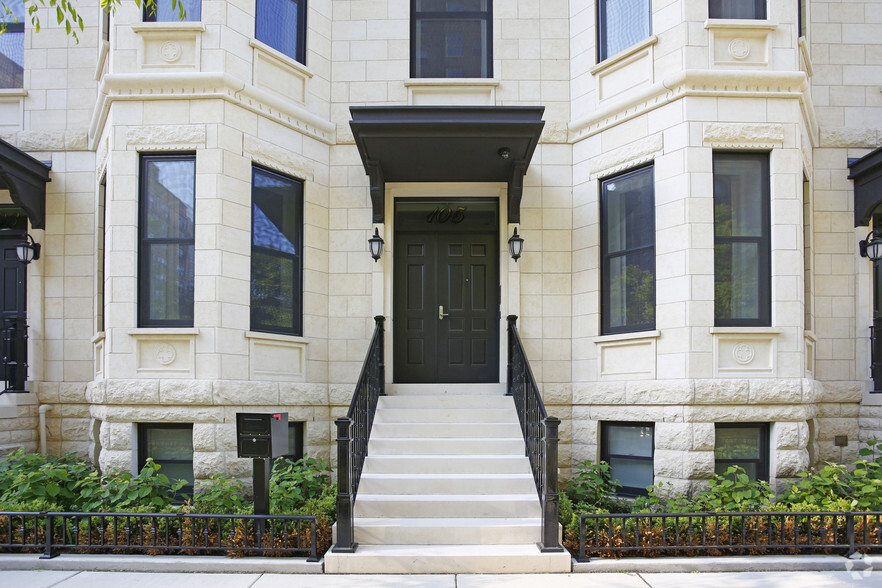 Primary Photo - Chestnut Row Homes