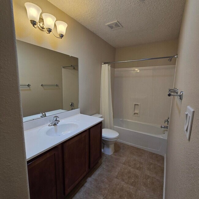 Building Photo - 6912 Vista Del Sol Dr NW