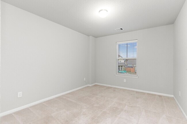 Building Photo - 5406 Rustic Ruby Dr