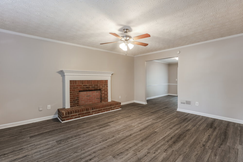 Building Photo - 5543 Dorsett Shoals Rd