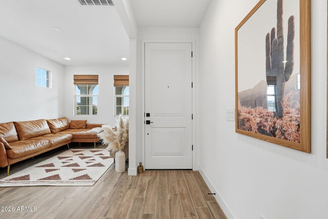 Building Photo - 5714 S Veneto