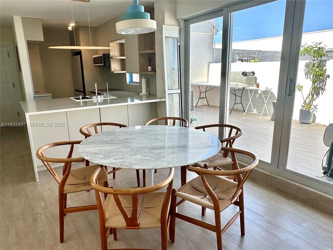 Building Photo - 777 NE 62nd St