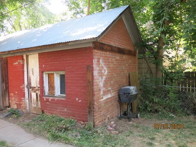 Building Photo - 2115 Jackson St