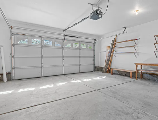 Building Photo - 1744 Sandpiper Dr