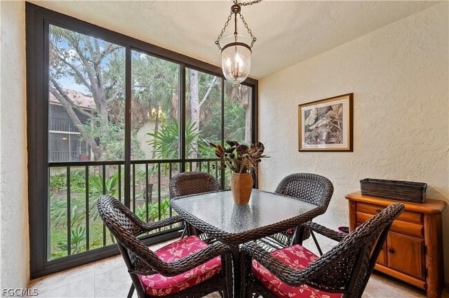 Building Photo - 15075 Parkside Dr