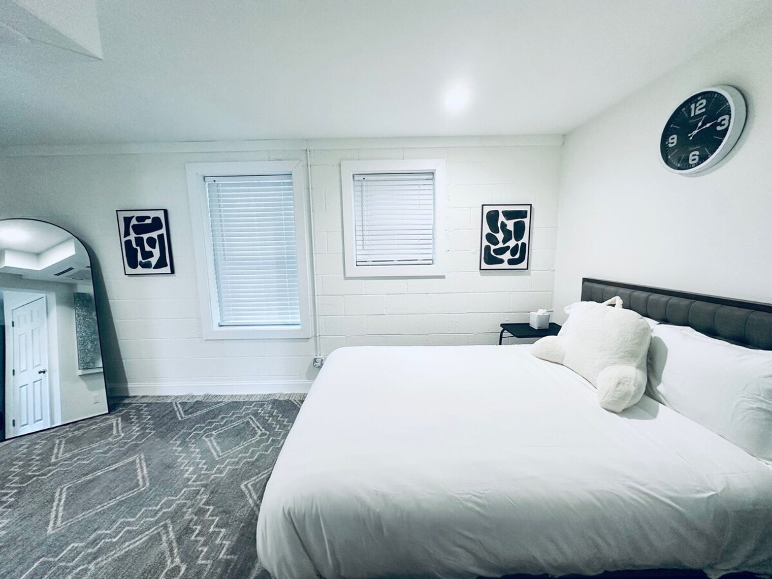 Building Photo - 107 David St