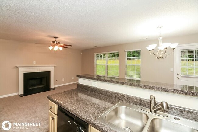 Building Photo - 479 Thistle Cove, Atlanta, GA 30349