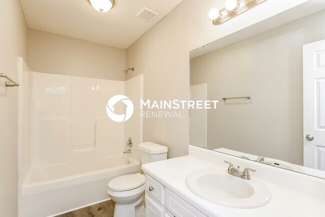 Building Photo - 3 Bedroom Pet-Friendly Home in Smithfield, NC with Main Street Renewal