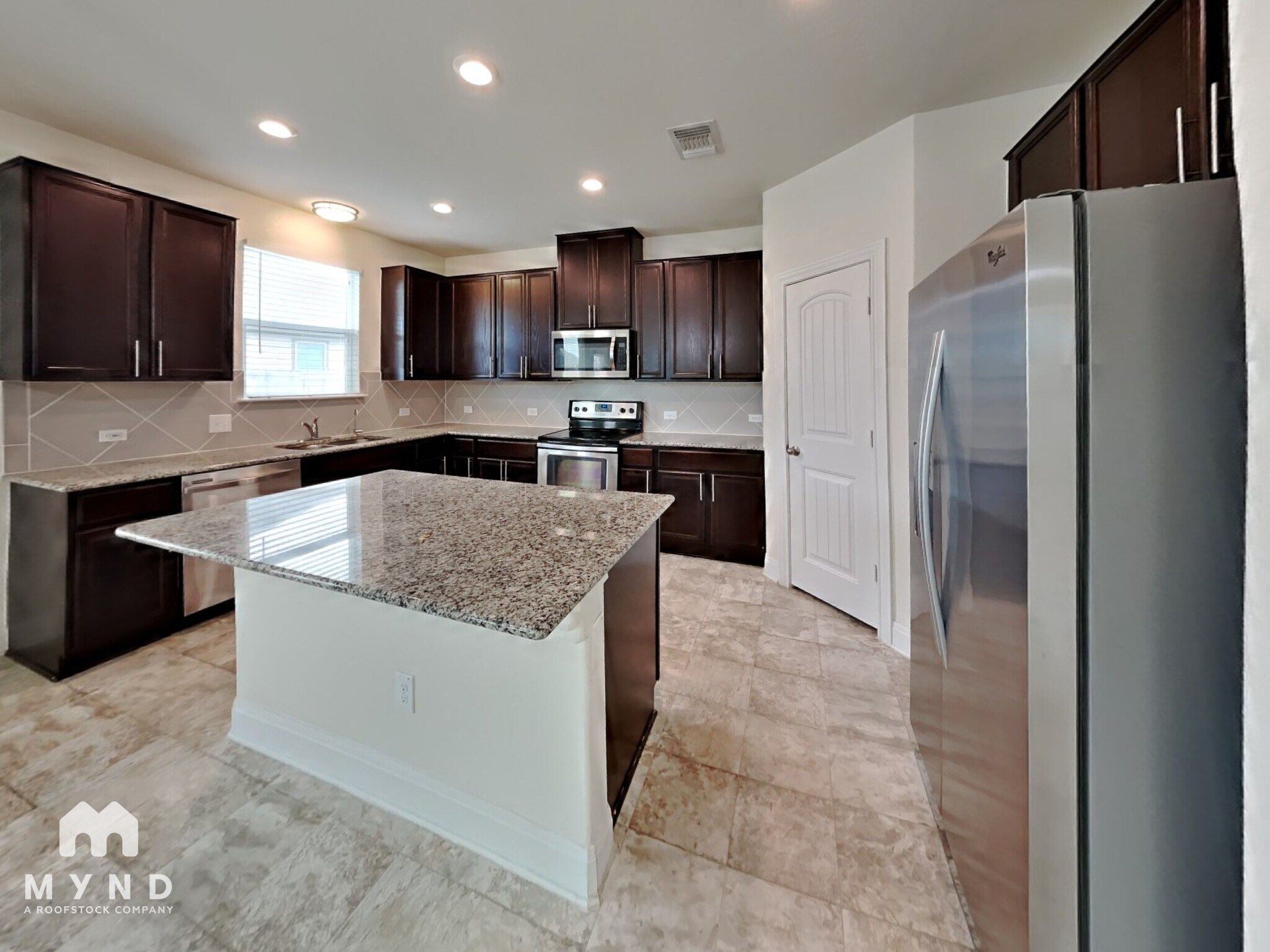 Building Photo - 13725 James Buchanan St