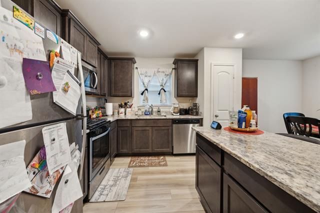 Building Photo - 1417 Sunkiss Dr
