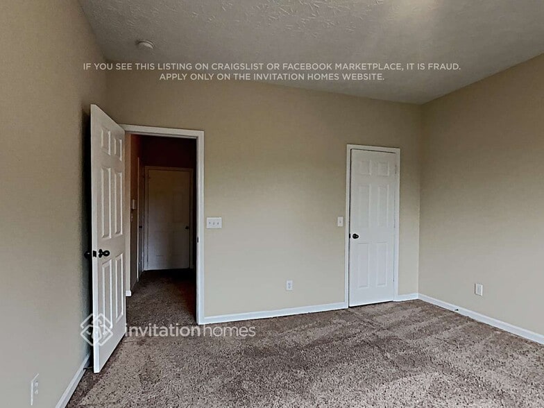 Building Photo - 2678 Dayview Ln