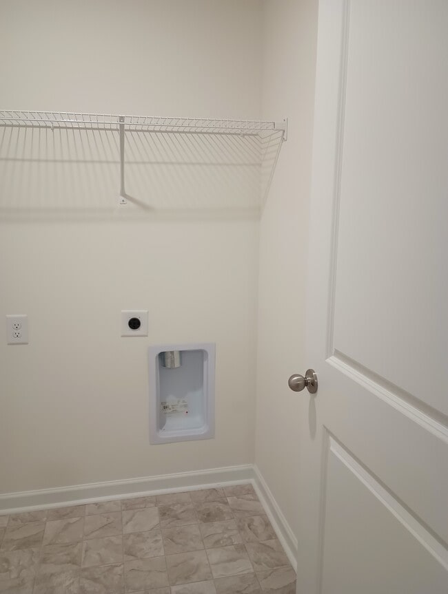 Building Photo - 1144 Aspen Ter