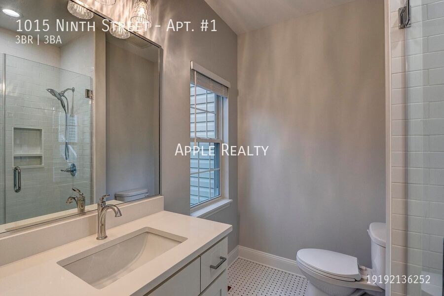 Building Photo - 1015 Ninth Street-Apt. #1