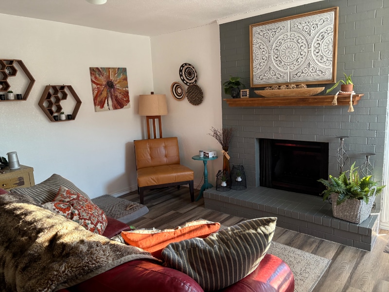 Building Photo - 806 Wildwood Ln