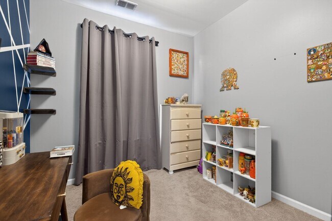 Building Photo - 107 Celebration Blvd